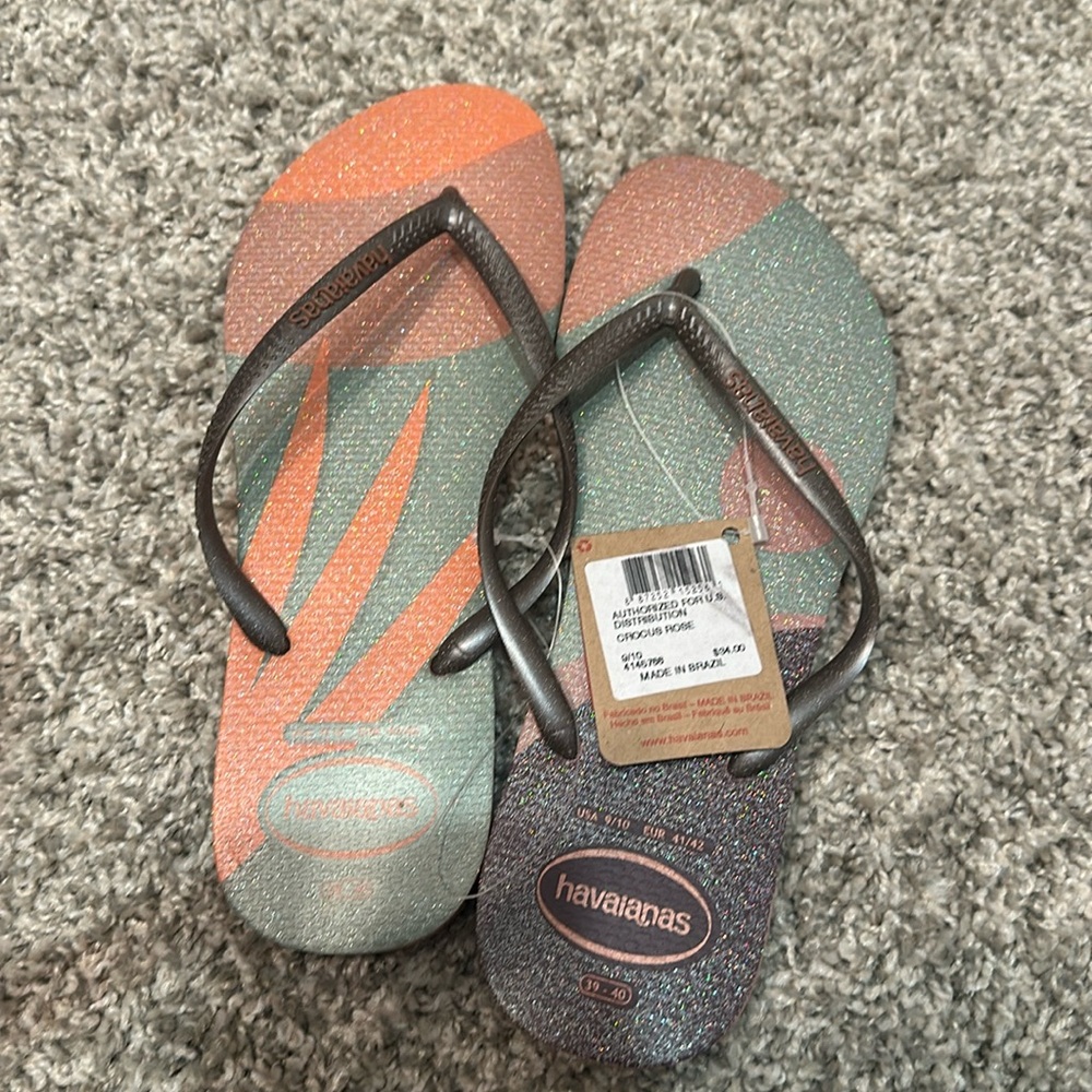 NWT Havianas Women’s Flip Flop- Crocus Rose